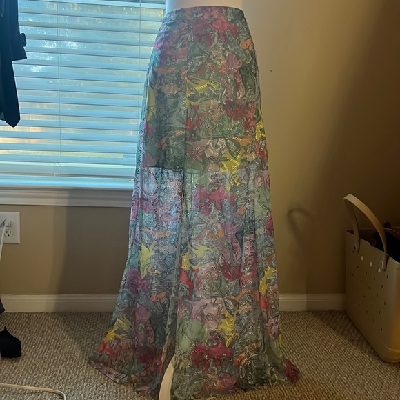 Alice + Olivia Dresses & Skirts - NWT! Alice + Olivia Athena maxi skirt size 10